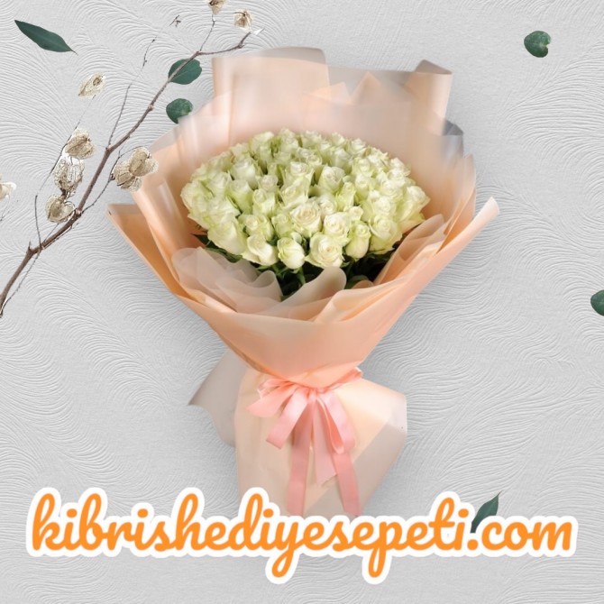 51 Beyaz Gül Buketi